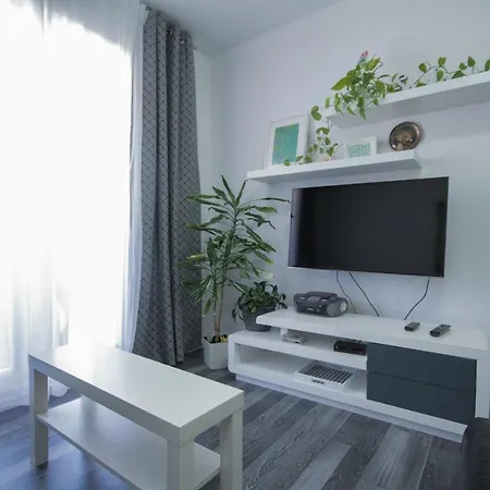 Dany Near The Sea With Three Bedrooms Pula
