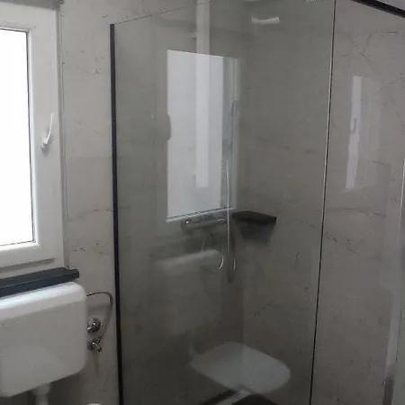 Dany Near The Sea With Three Bedrooms Pula